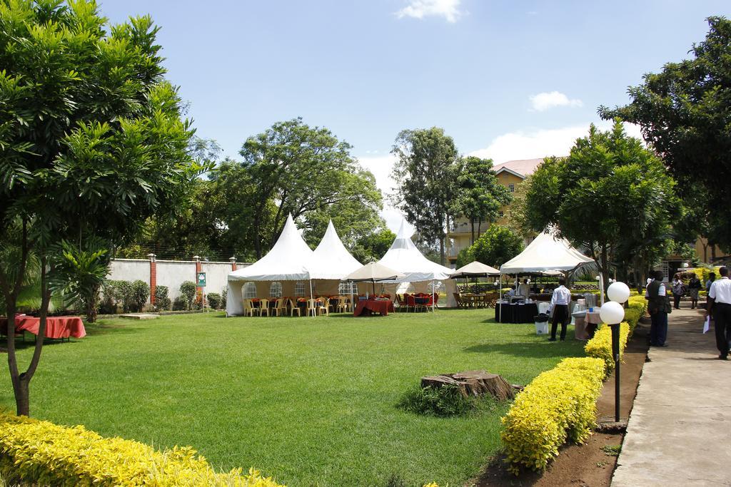 Milele Resort Nakuru Exterior foto